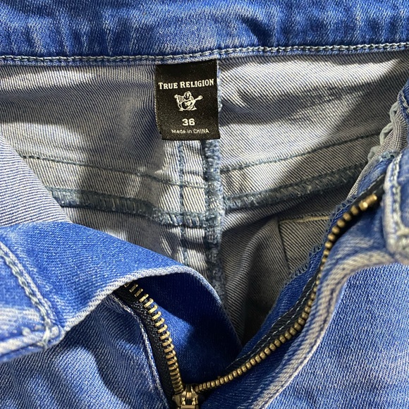 True Religion Ricky Straight Jeans. Size 36. - Picture 4 of 9